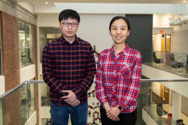 Jinghua Li, assistant professor of materials science and engineering, and Yu Su, assistant professor of computer science and engineering